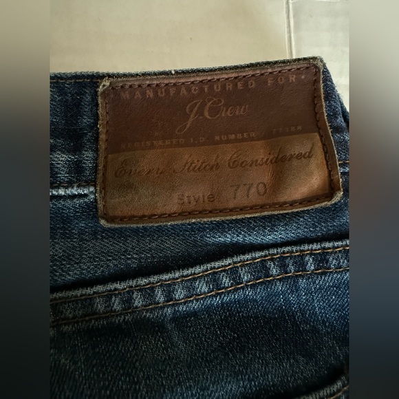 770 Straight-fit jean in stretch dark blue worn Japanese denim Size 32x34 - Picture 14 of 15